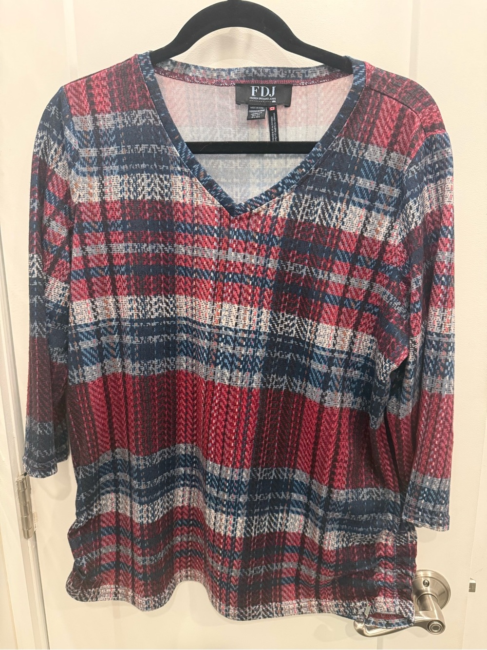 FDJ V-Neck Long Sleeve Plaid Top in Red and Blue
